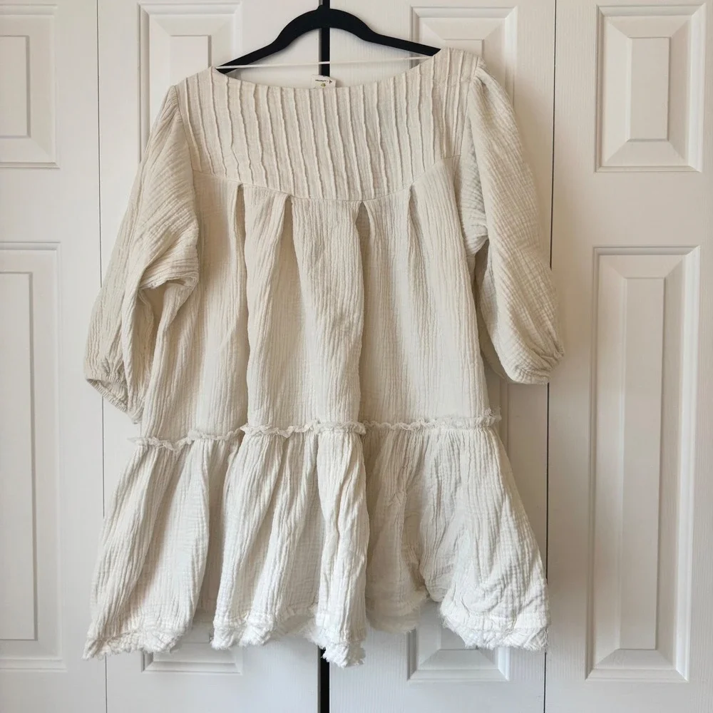 By Together Cream Gauze Babydoll Tunic Top Tiered Ruffle Raw Hem Womens Medium - Picture 2 of 4